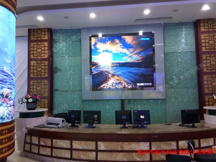 陳家坪汽車集散中心室內(nèi)P1.8LED顯示屏